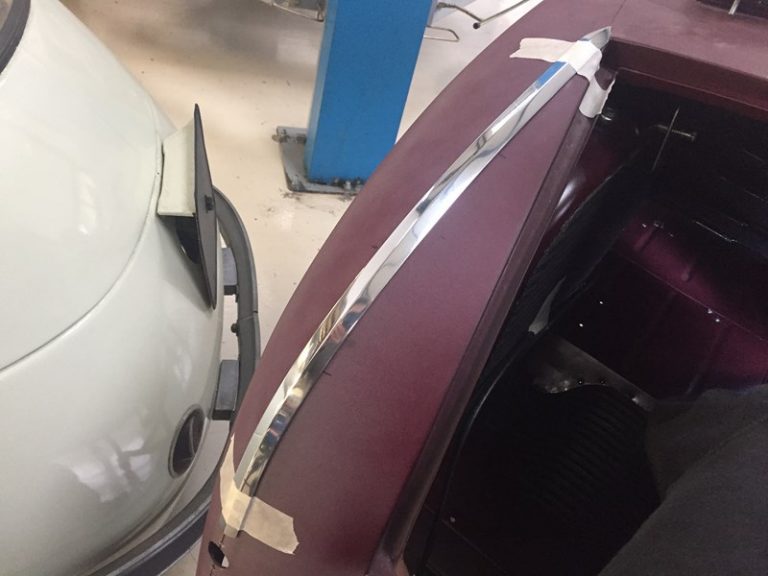Chausson CHS aubergine restaurée par O-ONE, prototype unique de 1946, photographie 64 sur 107