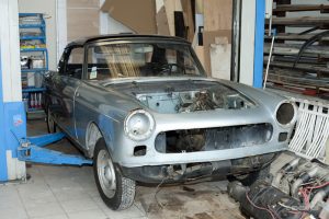 restauration peugeot 404 cabriolet 1