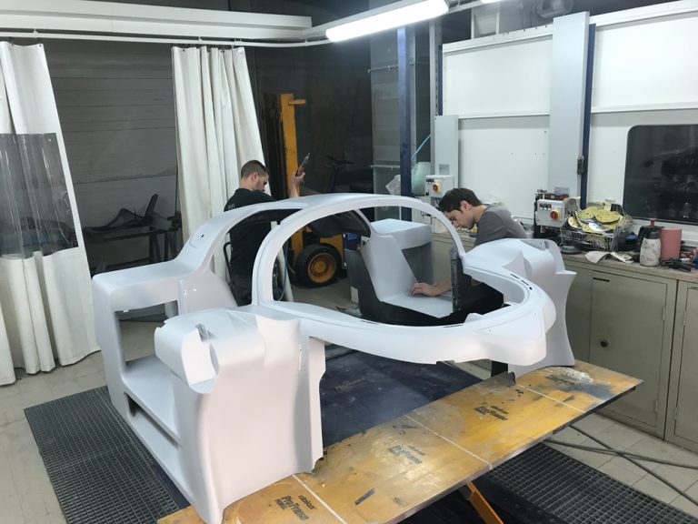 Toyota 88C no. 37 in Taka-Q livery, bodywork restored by O-ONE, photographie 5 sur 57