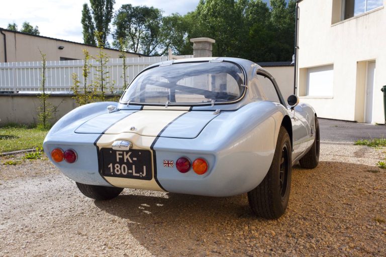 Ginetta G4 de 1965, bleu clair, roadster britannique restauré, photographie 6 sur 23