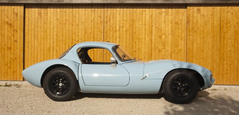 Ginetta G4 de 1965, bleu clair, roadster britannique restauré, photographie 22 sur 23